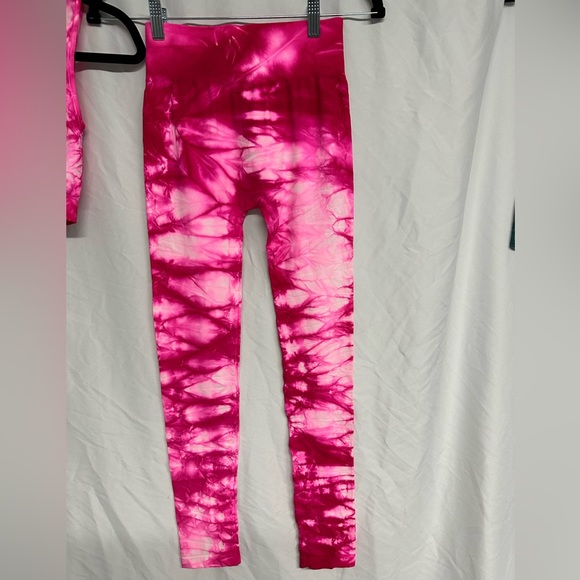 Pink Tie Dye Set - Picture 5 of 5